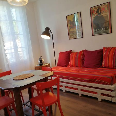 Apartament La Loge Du Theatre - Saintes Zewnętrze zdjęcie