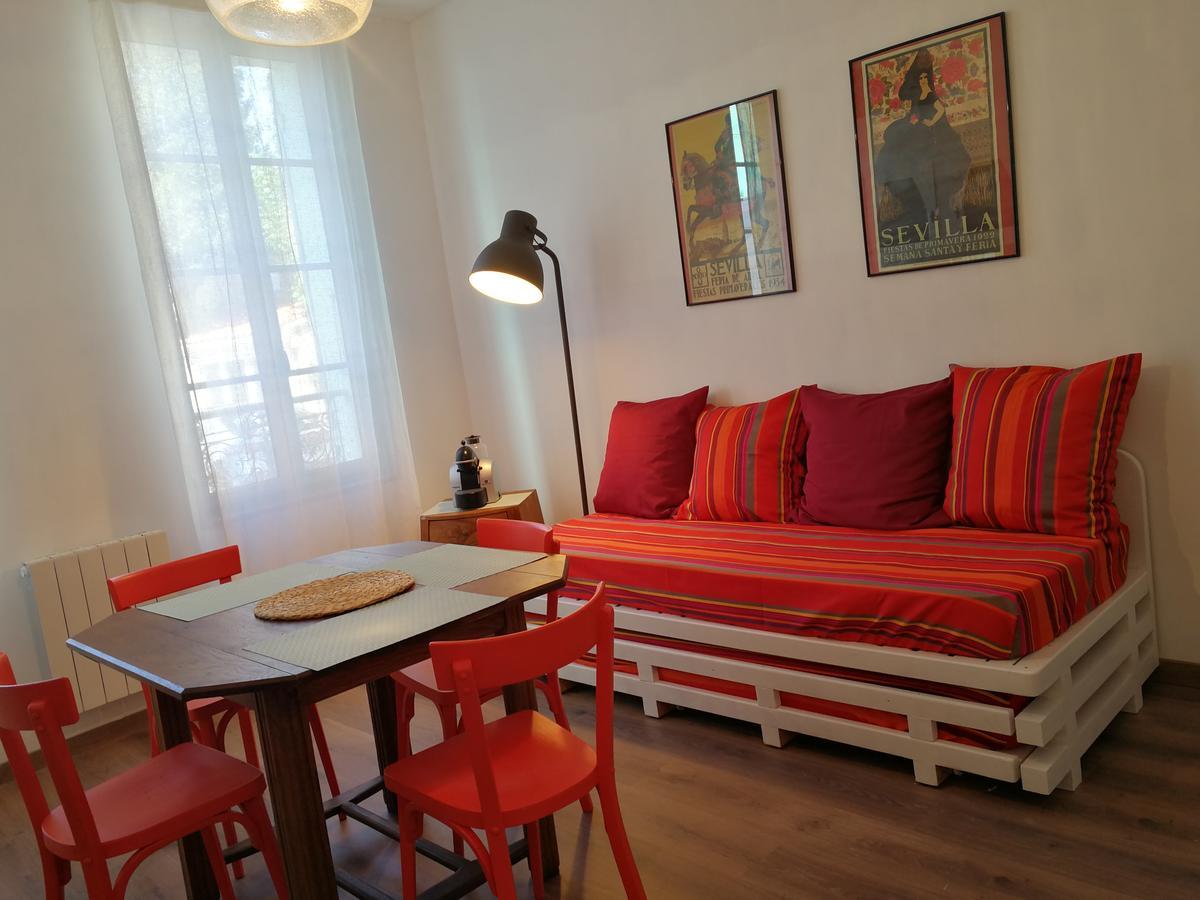 Apartament La Loge Du Theatre - Saintes Zewnętrze zdjęcie